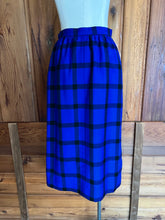 Load image into Gallery viewer, Vintage Pendleton Wool Plaid Skirt
