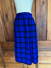 Load image into Gallery viewer, Vintage Pendleton Wool Plaid Skirt
